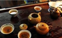 老人喝茶能降壓？五種茶適合老人