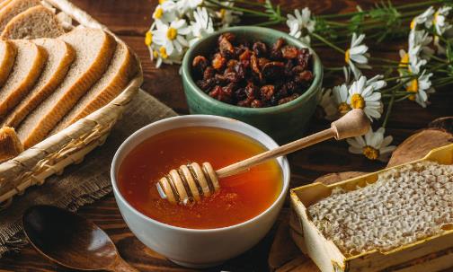 推薦八大美白祛斑食物 中藥祛斑面膜創(chuàng)新做法