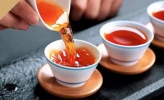 經(jīng)常喝茶有養(yǎng)生的功效 這10類人不適合喝茶